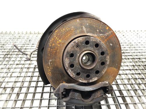 Used Right front steering knuckle Right front steering knuckle VW GOLF VII Variant (BA5, BV5) 1.6 TDI (90 hp) 39315219 39315219