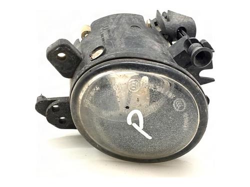 right-front-fog-light-mercedes-benz-c-class-w204-2007-2008-2009-2010-2011-2012-2013-2014-2015-39364665 main image