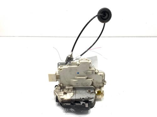front-left-lock-audi-a4-b7-avant-8ed-2004-2005-2006-2007-2008-39338906 main image