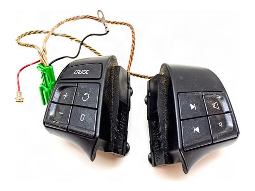 steering-wheel-controls-volvo-v50-545-2003-2004-2005-2006-2007-2008-2009-2010-2011-2012-40033863 main image