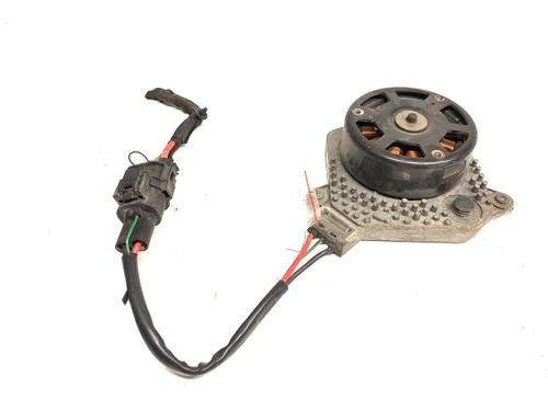 radiator-fan-bmw-3-f30-f80-2011-2012-2013-2014-2015-2016-2017-2018-39314910 main image