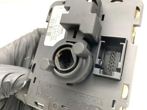 Switch SAAB 9-3 (YS3F, E79, D79, D75) 1.9 TiD | BP40521797I30 - Image 4