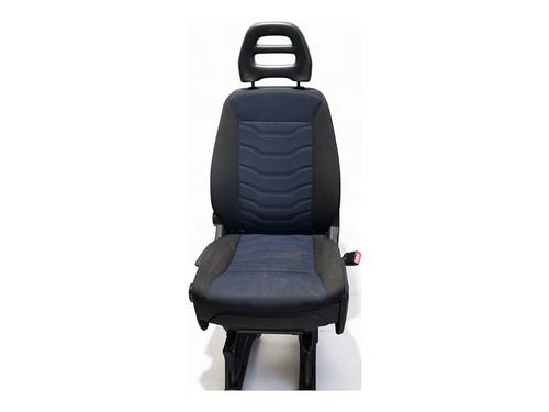 Banco frente direito Banco frente direito IVECO DAILY VI Platform/Chassis 33S16, 35S16, 35C16, 40C16, 42S16, 50C16 (156 hp) 39898159 39898159