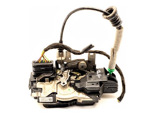 rear-right-lock-volvo-v60-ii-225-2018-39362893 main image