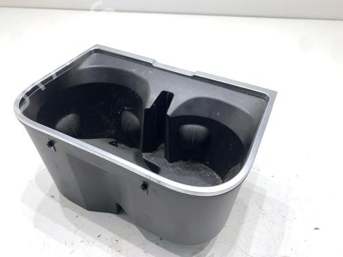 cupobject-holder-jaguar-e-pace-x540-2017-39324496 main image