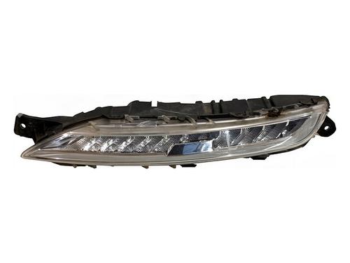 Used Left daytime light Left daytime light 39376541 39376541