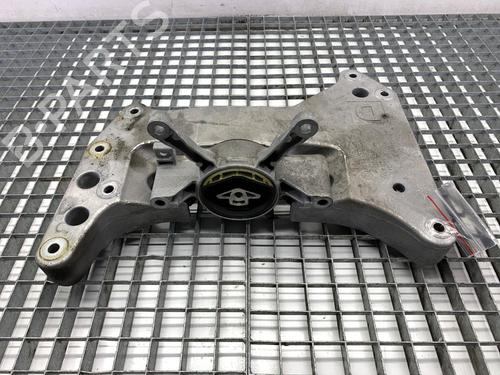 gearbox-mount-bmw-5-touring-g31-2017-39324593 main image