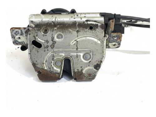 tailgate-lock-mercedes-benz-r-class-w251-v251-2005-2006-2007-2008-2009-2010-2011-2012-2013-2014-2015-2016-2017-39352823 main image