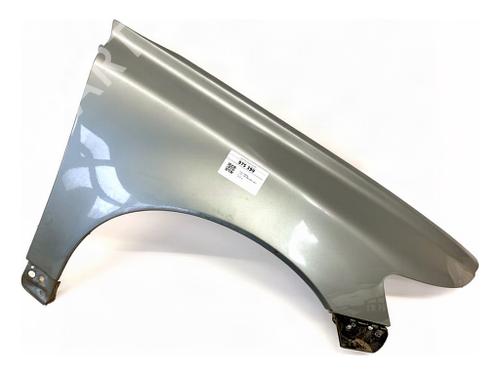 right-front-fenders-volvo-v50-545-2003-2004-2005-2006-2007-2008-2009-2010-2011-2012-40489620 main image