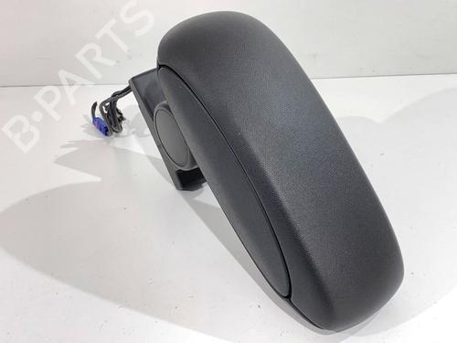 Used Armrest / Center console Armrest / Center console 39319984 39319984
