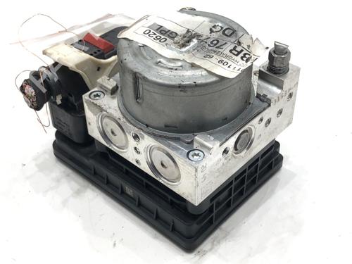 abs-pump-dacia-sandero-iii-2021-39280824 main image