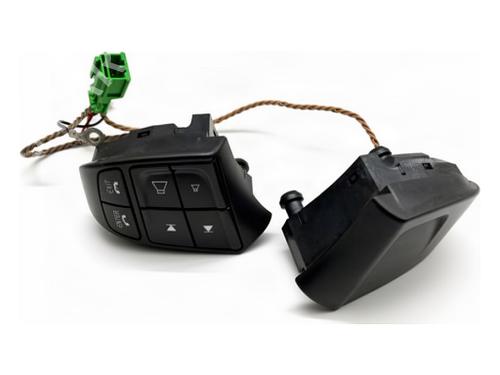 Used Steering wheel controls Steering wheel controls VOLVO V50 (545) 2.0 D (136 hp) 40489343 40489343