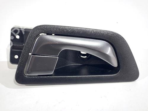 front-right-interior-door-handle-ssangyong-tivoli-grand-2021-39309565 main image