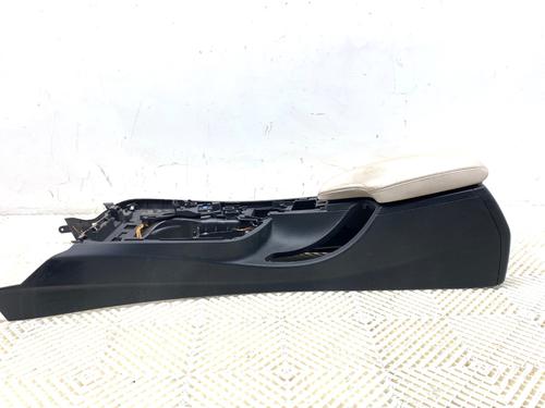 Used Middle console Middle console 39312802 39312802