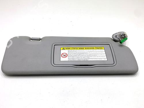 Used Right sun visor Right sun visor 39322101 39322101