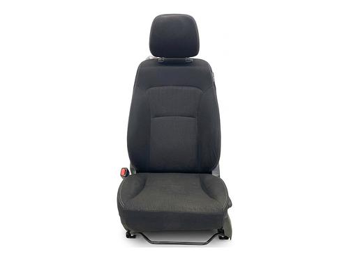 left-front-seat-suzuki-sx4-s-cross-jy-2013-39354593 main image