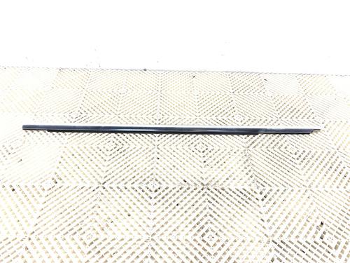 Used Door moulding trim Door moulding trim MERCEDES-BENZ S-CLASS (W221, V221) S 400 Hybrid (299 hp) 40001135 40001135