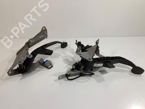 Pedal VOLVO V40 Hatchback (525) D2 | BP39970803I4 - Image 2