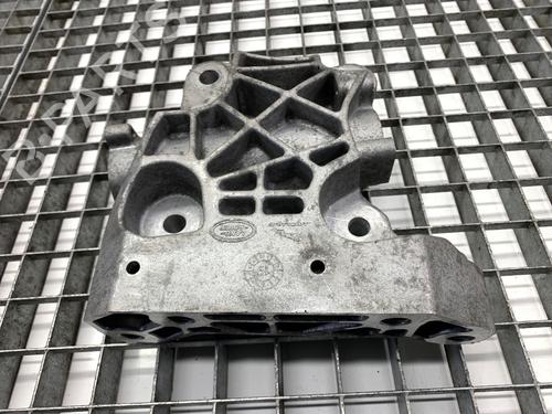Engine mount JAGUAR E-PACE (X540) 2.0 D180 AWD | BP39326935M89 - Image 2