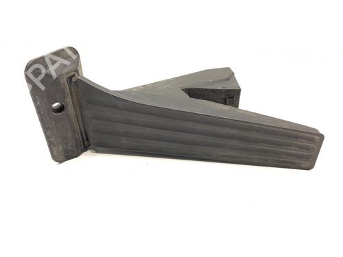 pedal-bmw-5-touring-f11-2009-2010-2011-2012-2013-2014-2015-2016-2017-39295207 main image