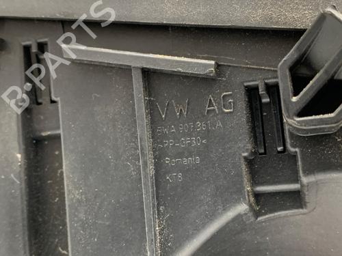 Fuse box SKODA OCTAVIA IV Combi (NX5, PV5) 2.0 TDi | BP39376755E1 - Image 4