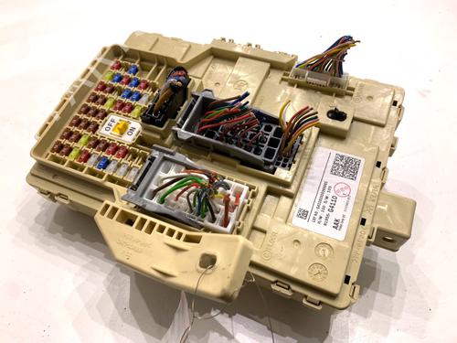 Used Fuse box Fuse box HYUNDAI i30 Estate (PDE) 1.0 T-GDI (120 hp) 39339253 39339253