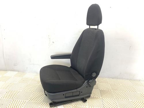 Left front seat FIAT DUCATO Bus (250_) 140 Multijet 2,2 D | BP39970911C15 - Image 4