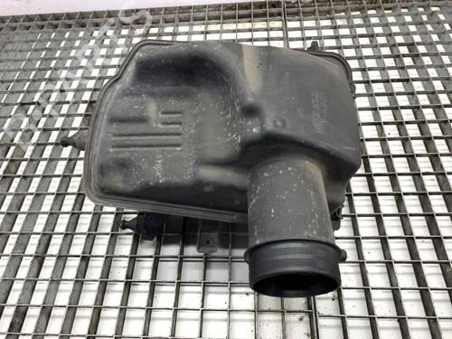 Used Air filter box Air filter box RENAULT KOLEOS I (HY_) 2.0 dCi 4x4 (HY0K) (150 hp) 39340838 39340838