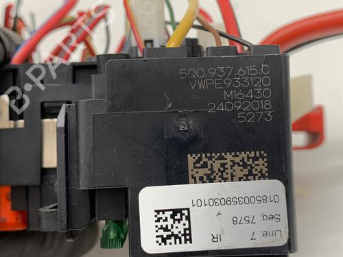 Fuse box VW ARTEON (3H7, 3H8) 2.0 TDI | BP39359983E1 - Image 4