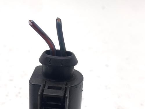 Electronic sensor VW PASSAT B7 (362) 2.0 TDI | BP39324882M84 - Image 3