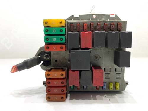 Used Fuse box Fuse box 39295027 39295027