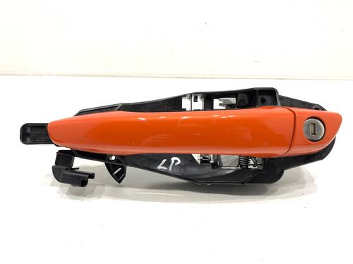 Used Front left exterior door handle Front left exterior door handle 39289945 39289945