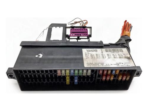 Used Fuse box Fuse box 39368853 39368853