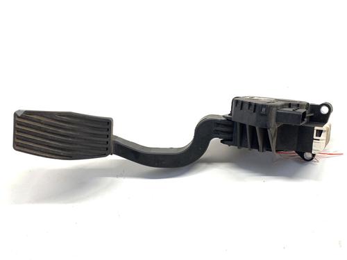 pedal-opel-corsa-d-s07-2006-2007-2008-2009-2010-2011-2012-2013-2014-2015-39318994 main image