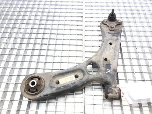 left-front-suspension-arm-hyundai-i30-pde-pd-pden-2016-39275944 main image