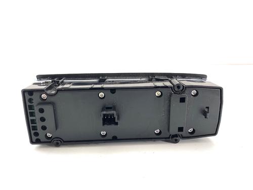Switch TESLA MODEL S (5YJS) 85D AWD | BP39354063I30 - Image 3