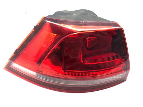 left-taillight-vw-golf-vii-variant-ba5-bv5-2013-2014-2015-2016-2017-2018-2019-2020-2021-2022-39325040 main image