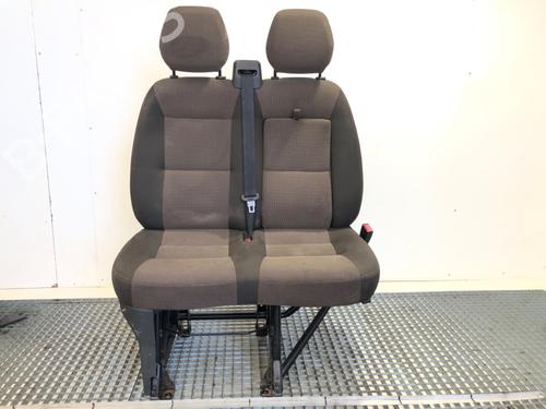Used Right front seat Right front seat 39339761 39339761