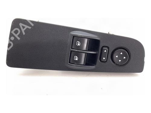 Kombi Kontakt / Stilkkontakt Kombi Kontakt / Stilkkontakt 39370135 39370135