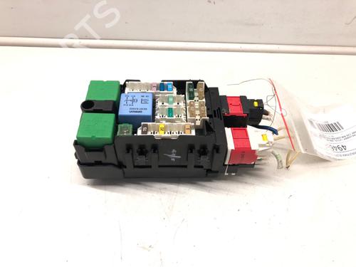 Used Fuse box Fuse box 39271114 39271114