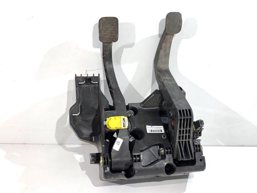 Used Pedal Pedal 39344707 39344707