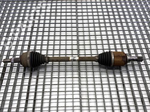 drivaksel-fortil-venstre-renault-clio-v-b7_-2019-39303599 main image