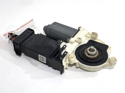 right-front-window-motor-seat-leon-1m1-1999-2000-2001-2002-2003-2004-2005-2006-39312878 main image