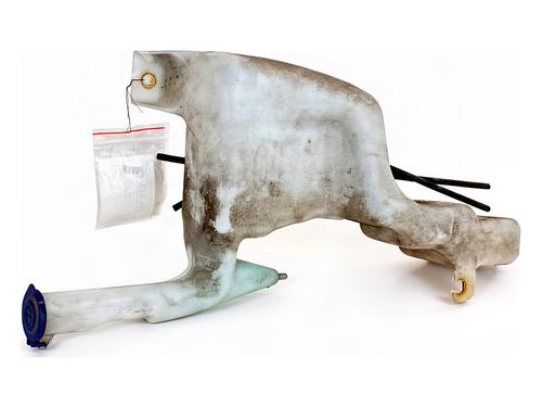 windscreen-washer-tank-ford-fiesta-vi-cb1-ccn-2008-39371292 main image