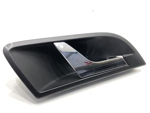 Used Rear right interior door handle Rear right interior door handle SKODA SUPERB II Estate (3T5) 2.0 TDI (170 hp) 39336830 39336830