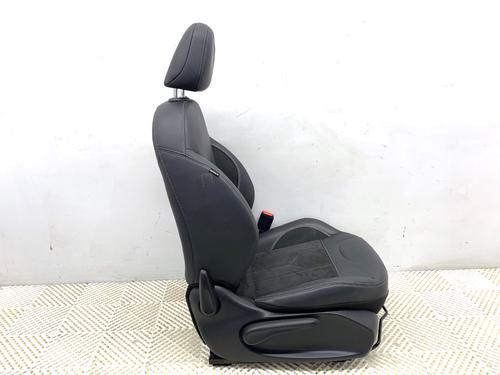 Right front seat PEUGEOT 2008 I (CU_) 1.2 THP 130 / PureTech 130 | BP39334851C16 - Image 7