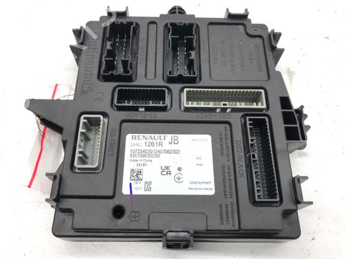 Used Fuse box Fuse box 39326241 39326241