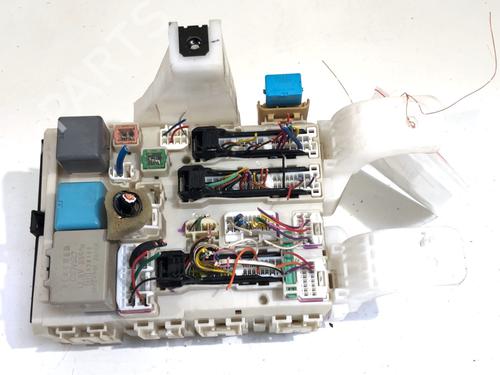 Used Fuse box Fuse box 39296414 39296414