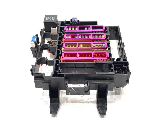 Used Fuse box Fuse box 39318482 39318482