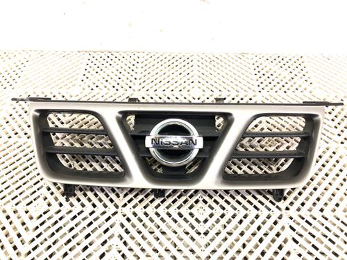 Used Grille Grille NISSAN X-TRAIL I (T30) 2.0 (140 hp) 39288803 39288803
